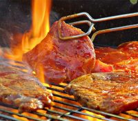 carne-a-la-parrilla-grill-fuego-1425890065-jpg