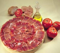 tabla-jamon-bodega-1425885328-jpg